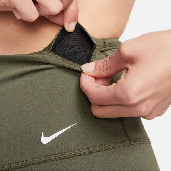 Nike Women's One Dri-FIT High-Waisted 7" Biker Shorts Olive Medium NWT - Picture 3 of 4